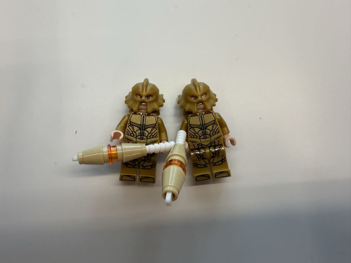 Lego Kit di costruzioni: Lego 2x Atlantean Guard Aquaman – Usato da Buchs SG venduto da Rheintalseller