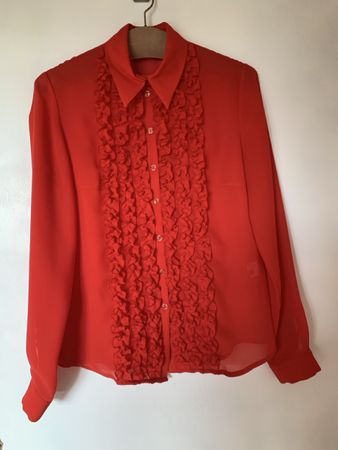 Chemise rouge à volants taille 38