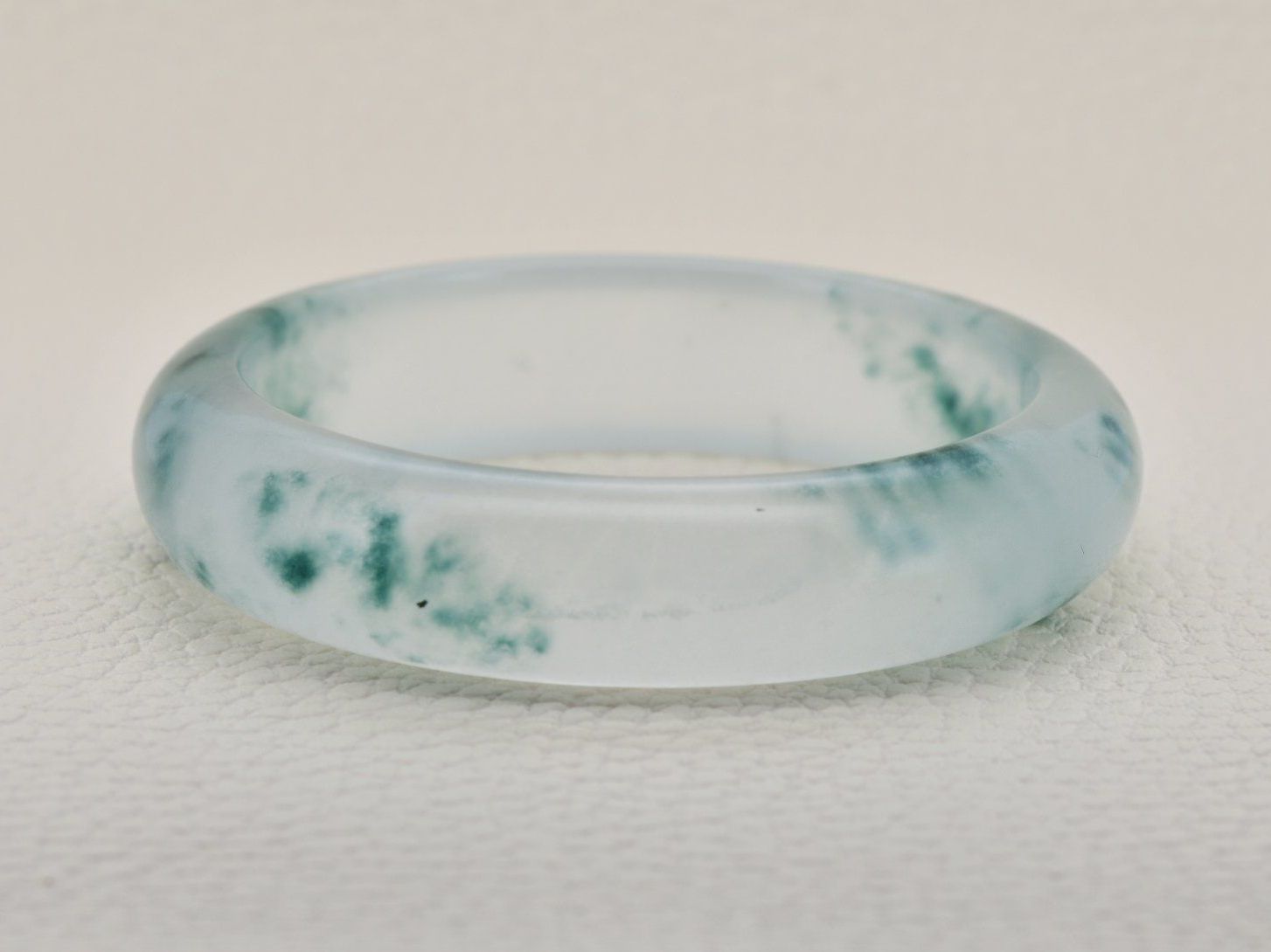 Bracciali & Braccialetti: Bracelet en jade – Usato da Lyss venduto da Hiel