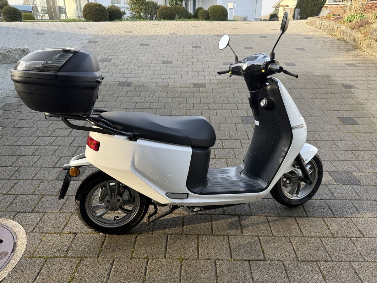Scooter: Ecooter Etrix E2 R, guter Zustand – Usato da Flaach venduto da wetzgis