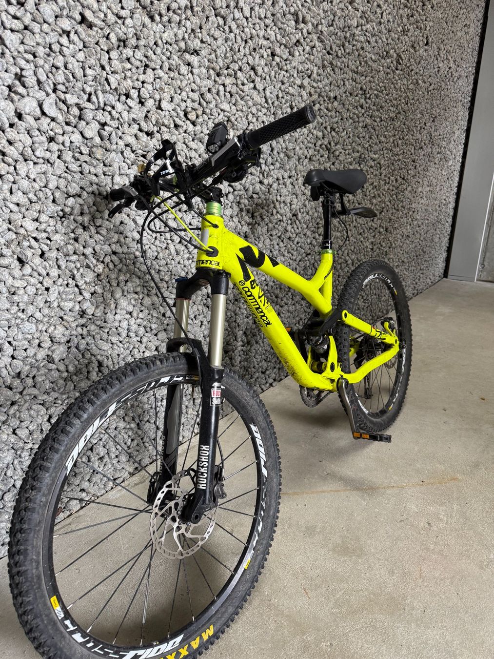 Commencal Biciclette: Commencal Mountainbike Fully – Usato da Auenstein venduto da Marketinfabrik 1
