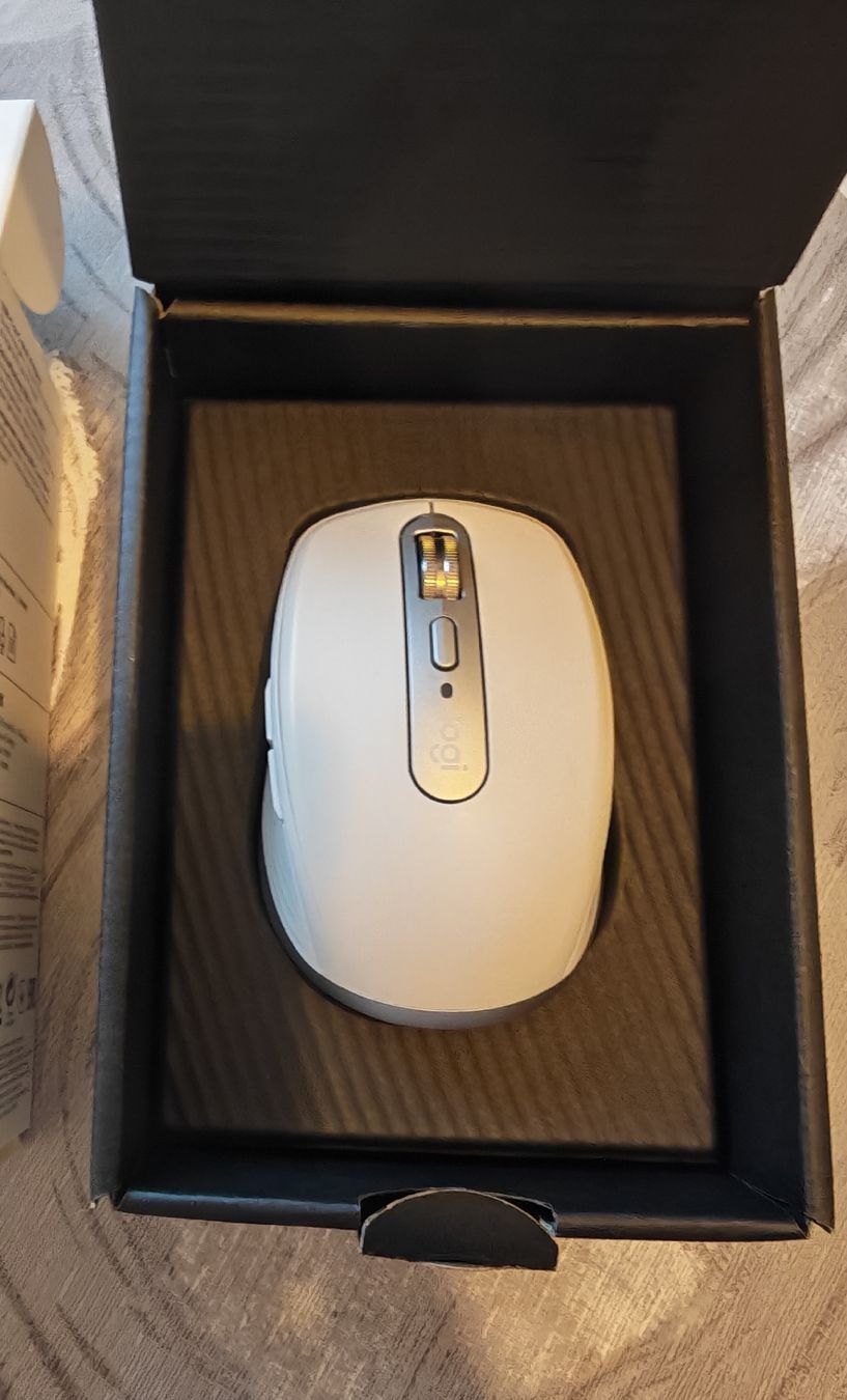 Logitech Mouse: Logitech MX Anywhere 3 for Mac Maus, Top Zustand – Usato da Tobel venduto da Snicket 1