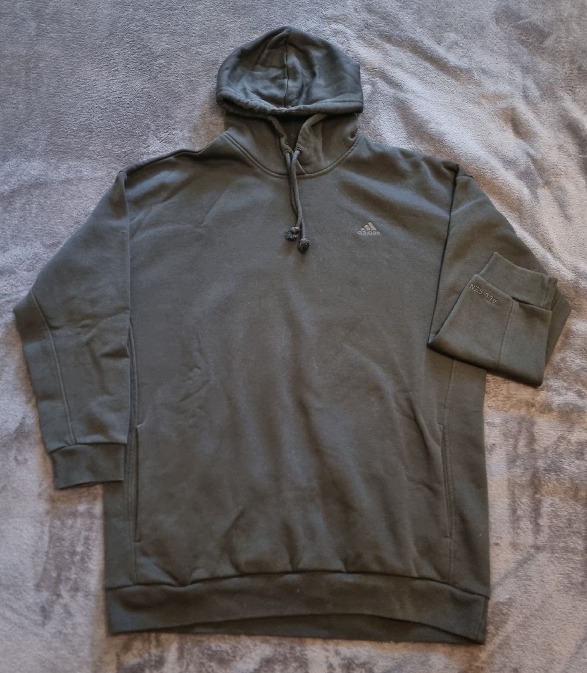Adidas Pulls & Sweat-shirts: Adidas Kapuzenpullover M - L – D'occasion à Bern par zuendator7777 1