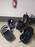 Trio Chicco con seggiolino auto isofix 