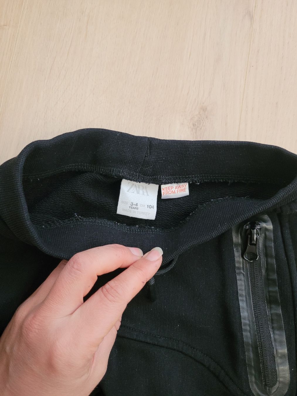 Pantaloni: Hose Gr. 104 – Usato da Lupsingen venduto da sta_wgg5 2