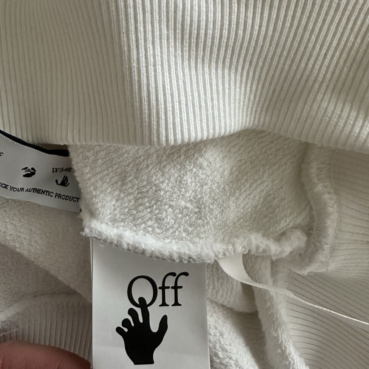 Off-White Pullover & Sweatshirts: Off White Pullover Damen (Neu) – Neu (gemäss Beschreibung) aus Zürich von Nomase10. 5