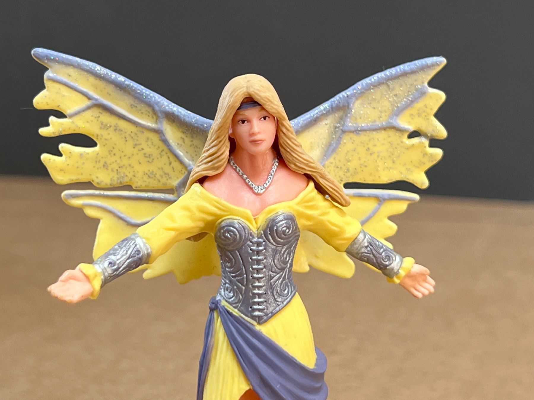 Schleich Statuette: Schleich 70477 Sera stehend Bayala – Usato da Ennetbaden venduto da mapa05 4