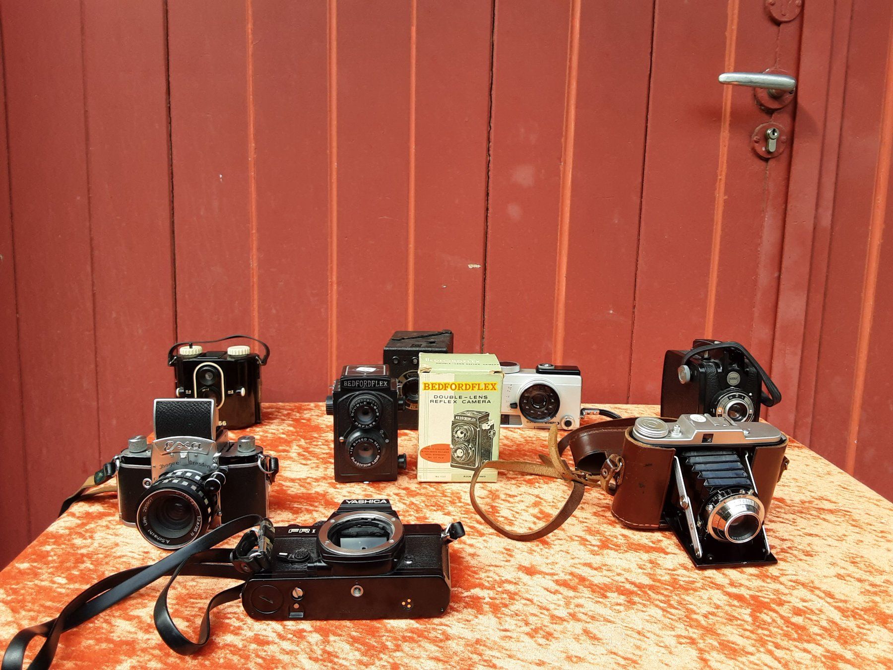 Fotocamera: Ein grosses Lot Kameras – Usato da Basel venduto da feld63 9