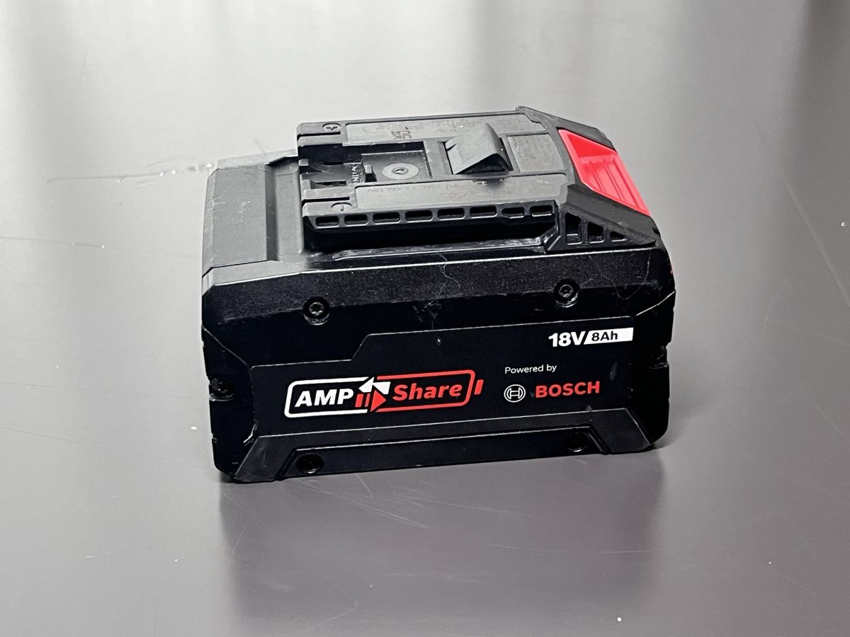 Bosch Caricatori & Batterie: Bosch 18V 8Ah Akku AMPShare, Neu – Nuovo (secondo la descrizione) da Winterthur venduto da TooGoodToGo