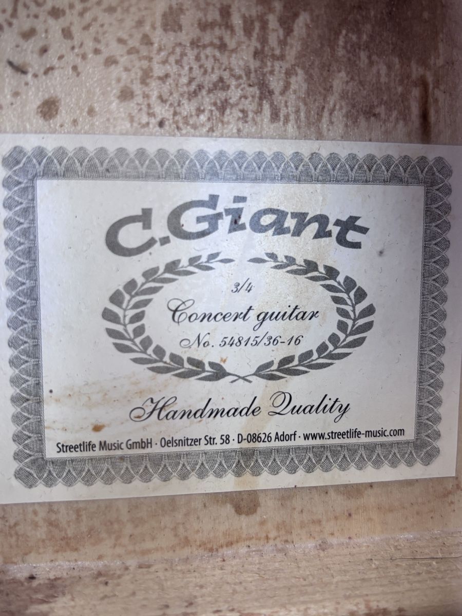 C.Giant Musikinstrumente: Konzertgitarre C.Giant 3/4 grösse  – Neu (gemäss Beschreibung) aus Aeschlen ob Gunten von PHOENIX_2005 3