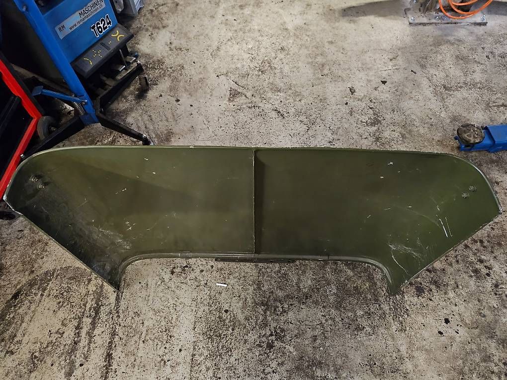 Tutti pezzi di ricambio auto: Motorhaube Willys Jeep – Usato da Rüschegg Gambach venduto da Wattify 4