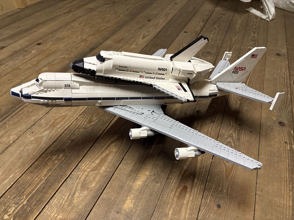 Lego Kit di costruzioni: LEGO Space Shuttle Carrier 747 – Usato da Zürich venduto da ckopetz 2