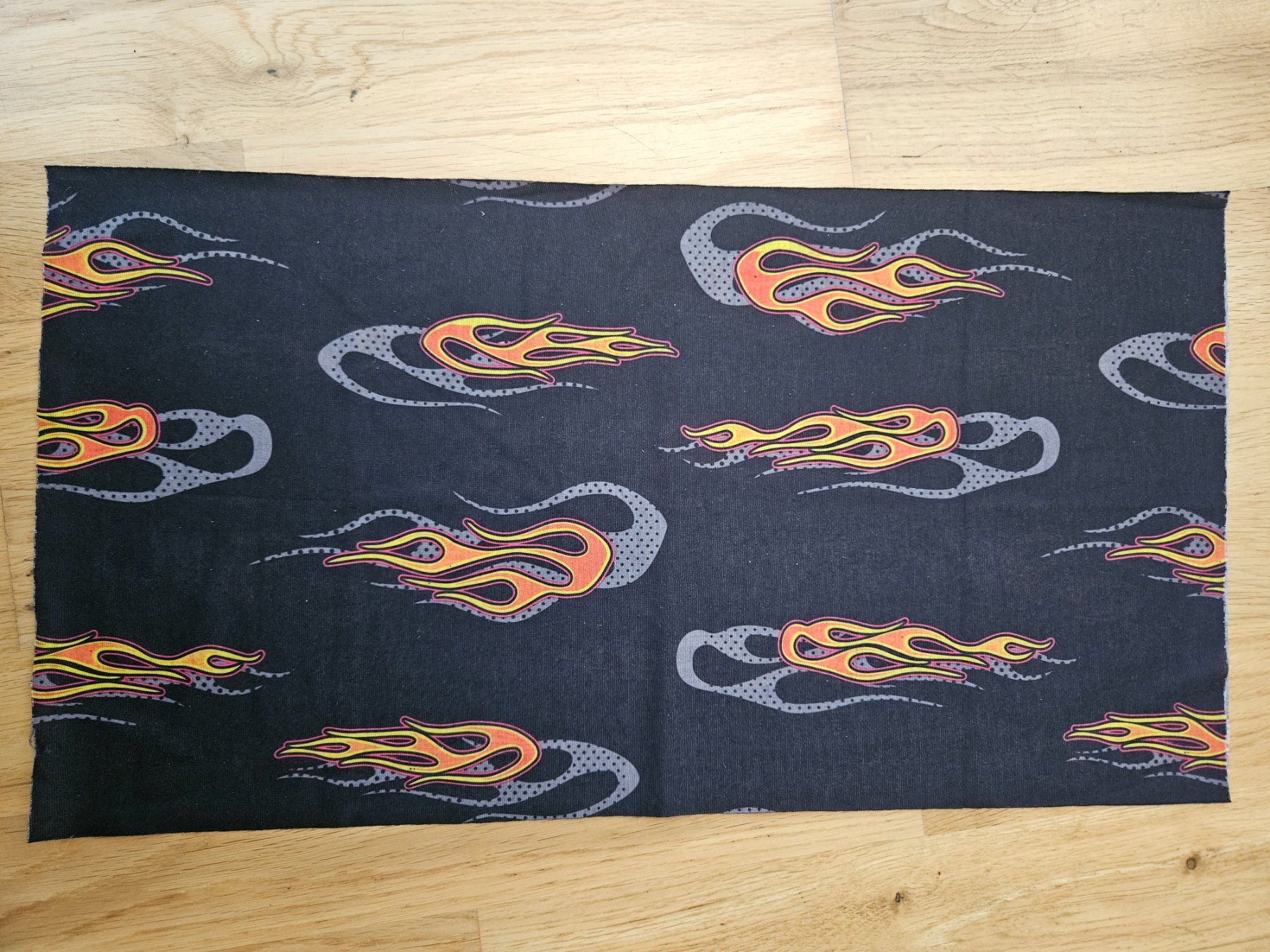 Foulard & Sciarpe: Schlauchtuch Bandana Halstuch – Nuovo e nell'imballaggio originale da St.Gallenkappel venduto da RocknSkull 3