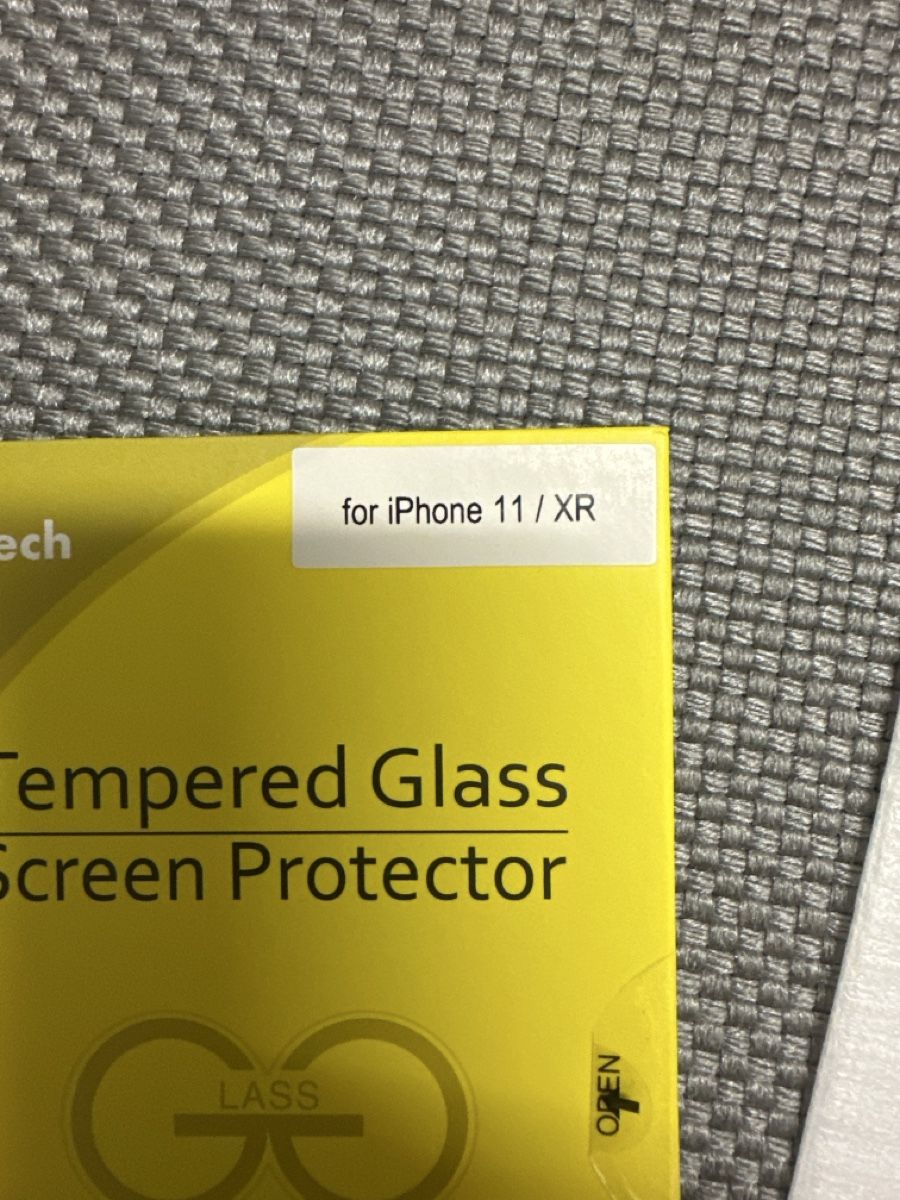 Apple Cover & Protezioni schermo: JETech Tempered Glass Screen Protector for iPhone 11/XR New – Nuovo (secondo la descrizione) da Kloten venduto da ale_6n8x 2