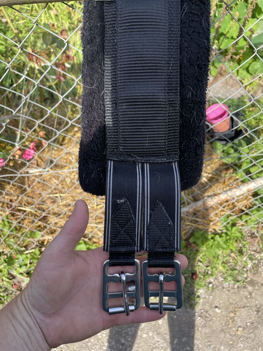 Selle & Accessori: Schwarzer Langgurt von Showmaster, 110 cm, neuwertig – Usato da Ortschwaben venduto da JeepOverland 3