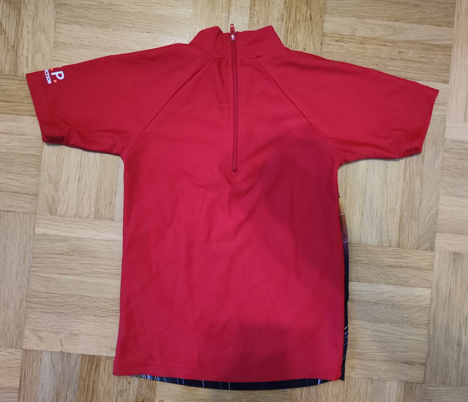 Migros Costumi da bagno: UV-Bade-Shirt gr. 104 – Usato da Reinach BL venduto da chilller92 2