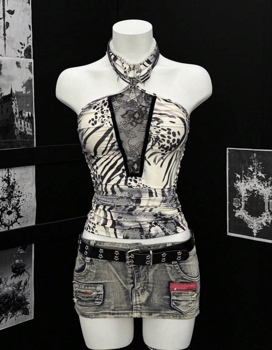Top: Y2K Mesh Panel Halter Top with Animal Print – Nuovo (secondo la descrizione) da Schaffhausen venduto da non_2vnn