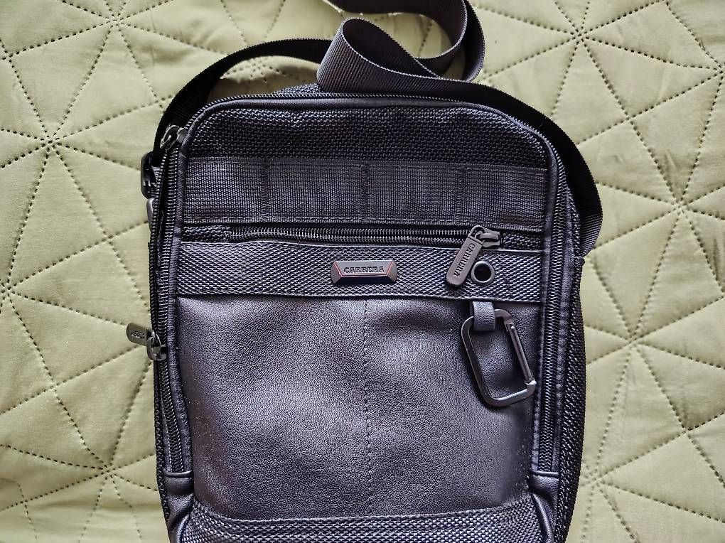 Taschen: Umhängetasche 3 Fächer Carrera – Neu und originalverpackt aus Balgach von ste_wqc7 1