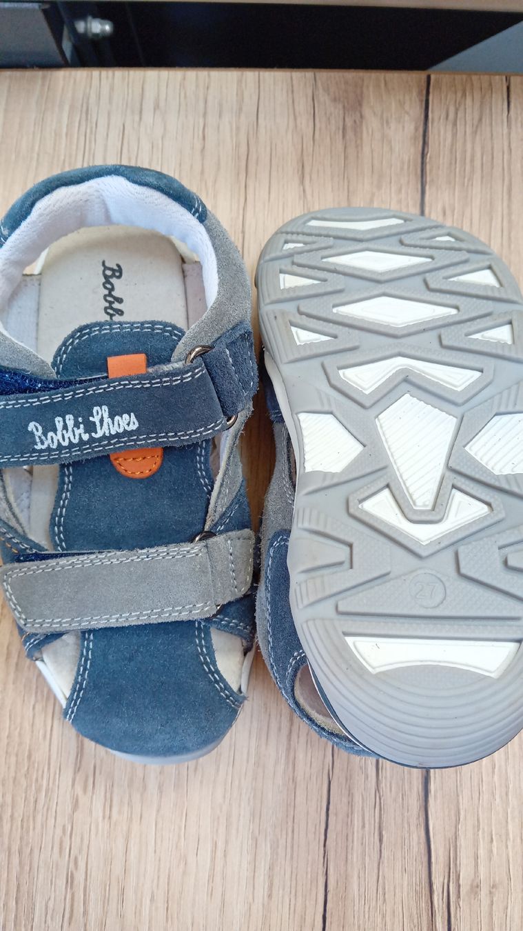Bobbies Scarpe per ragazzi: Sandalen Junge Grösse 27 – Nuovo (secondo la descrizione) da Rothenthurm venduto da MasseyFerguson1150