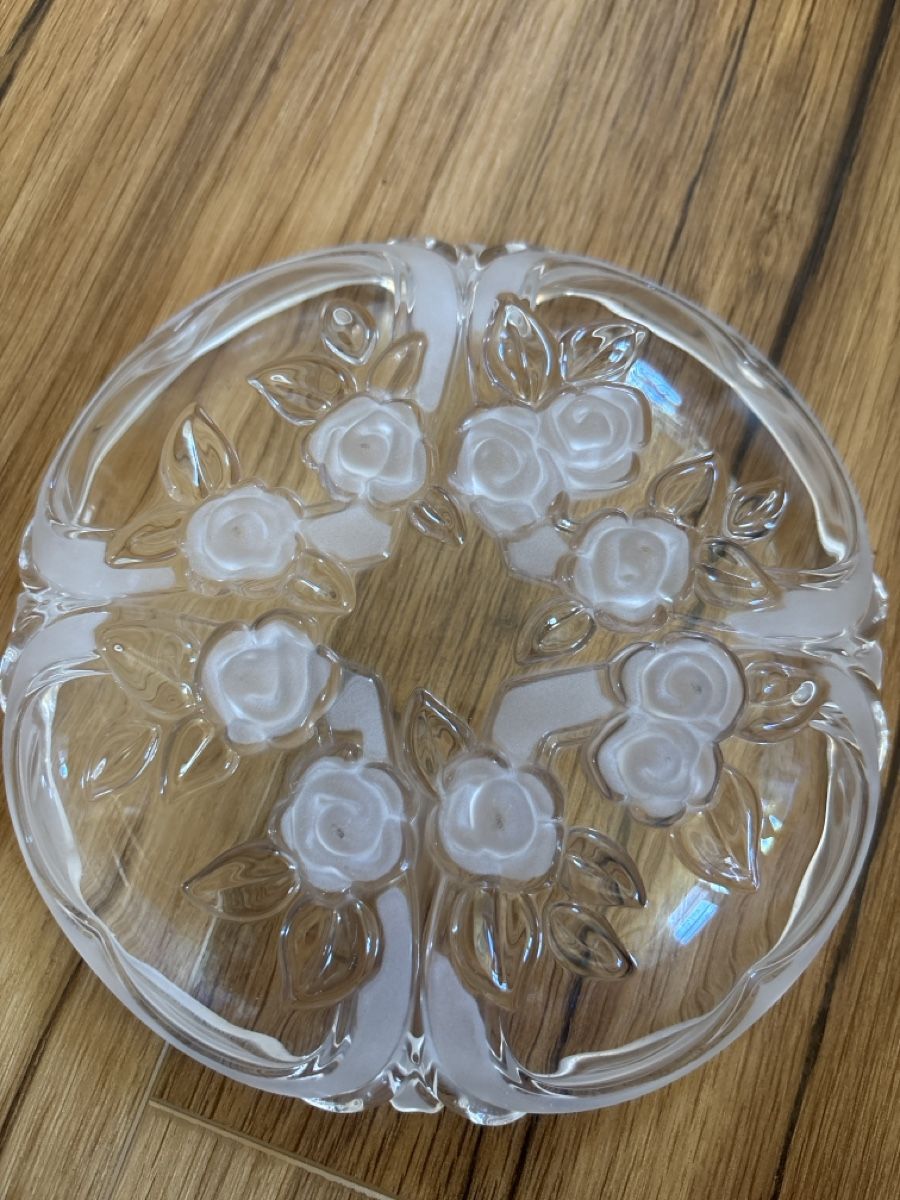 Teller: Glasteller mit Rosendekor – Gebraucht aus Ennetaach von sch_7vdk 1