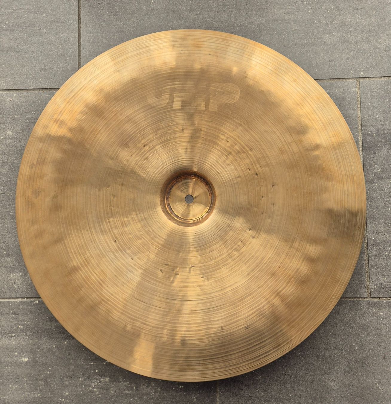 Musikinstrumente: Ufip Class Serie China 18" – Gebraucht aus Zug von storsi 1