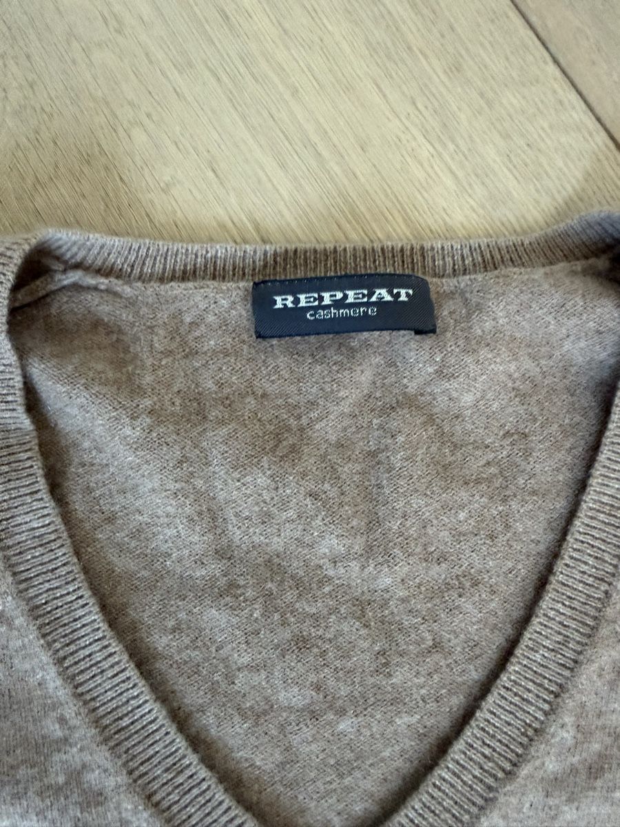 Pulls & Sweat-shirts: Pullover 100% Kaschmir Grösse M Zustand gebraucht – D'occasion à Winterthur par saram26 2