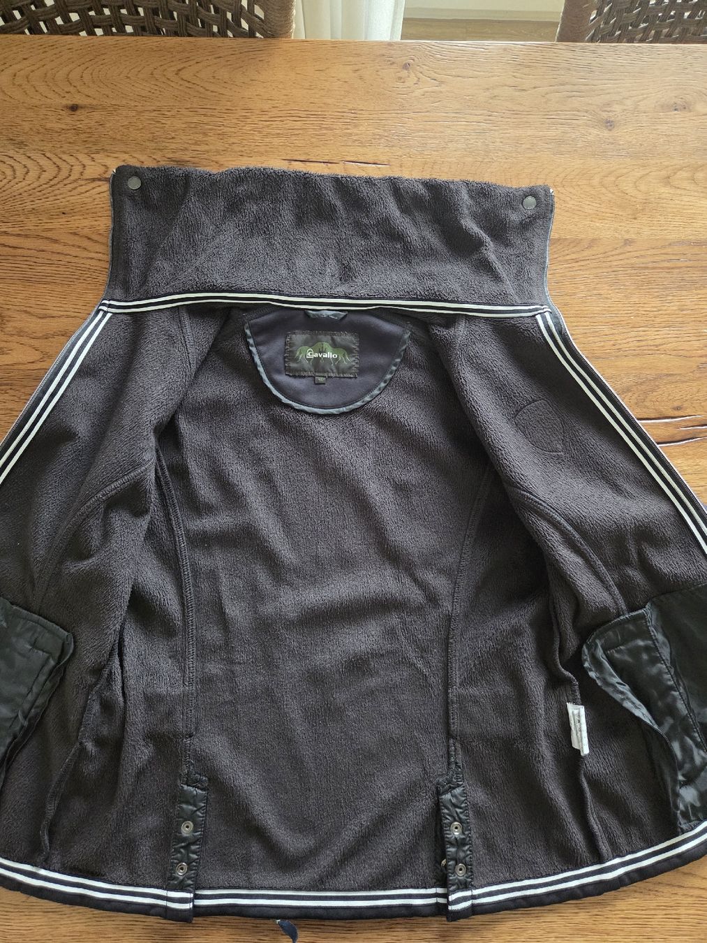 Jacken: Cavallo Softshell Jacket Black Size 40 Equestrian Style – Gebraucht aus Herrliberg von Hopsi_03 5
