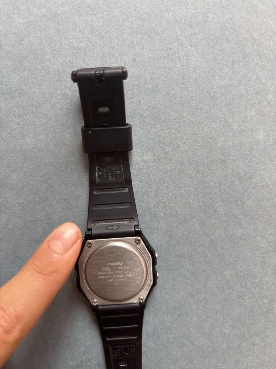Casio Uhren: Armbanduhr Casio W-29 digital – Gebraucht aus Bern von wisemagpie 5