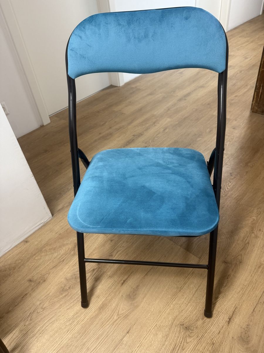 Stühle: Chaises pliantes neuves – Neu (gemäss Beschreibung) aus Petit-Lancy von enc_bl7p