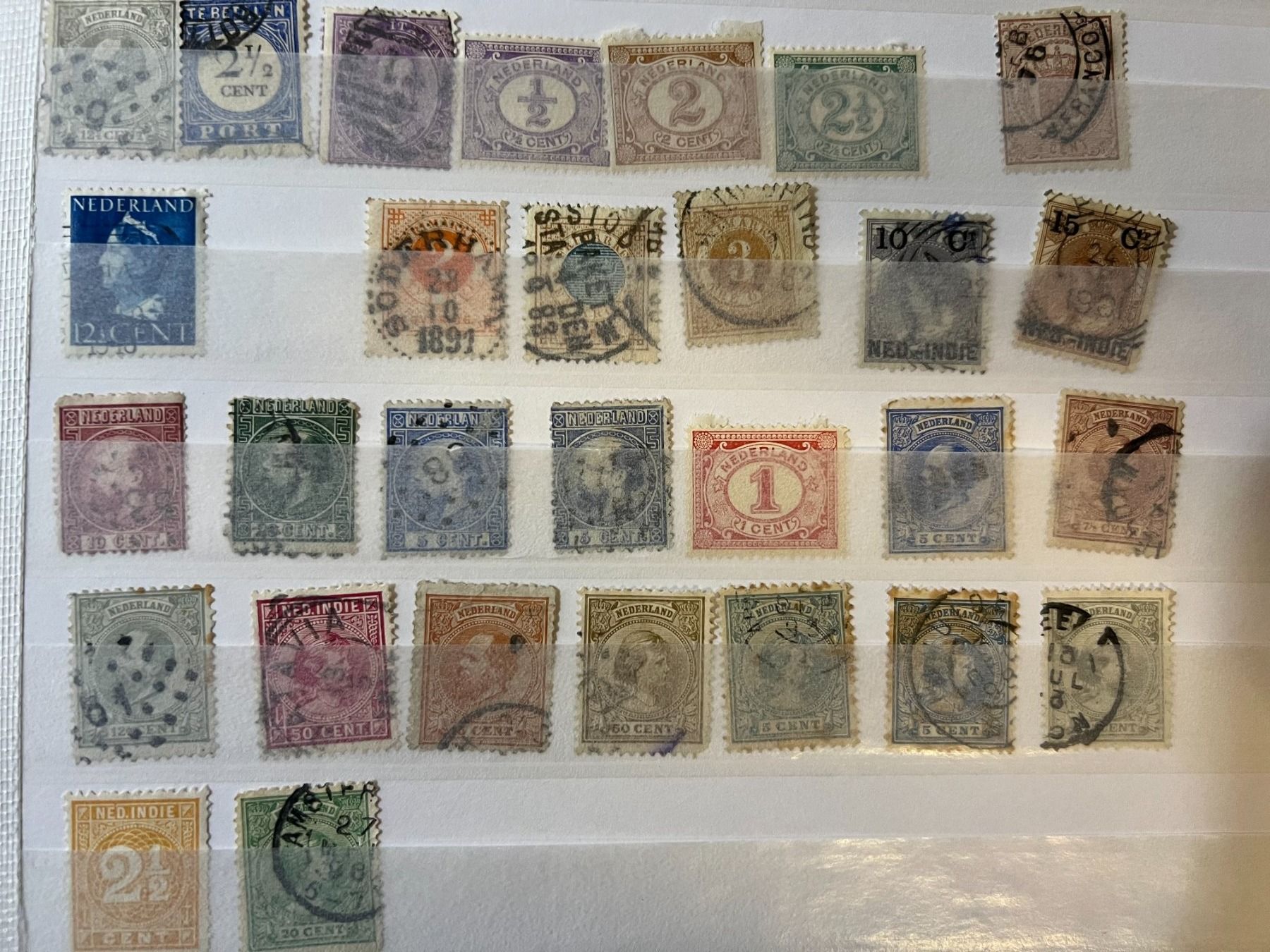 Tutti i francobolli: () 44 timbres anciens Pays-Bas – Usato da Lausanne venduto da ffhoud 2