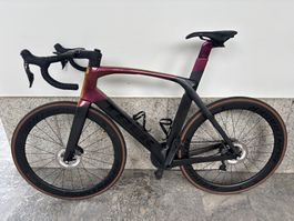 Trek madone SLR7 Disc project One