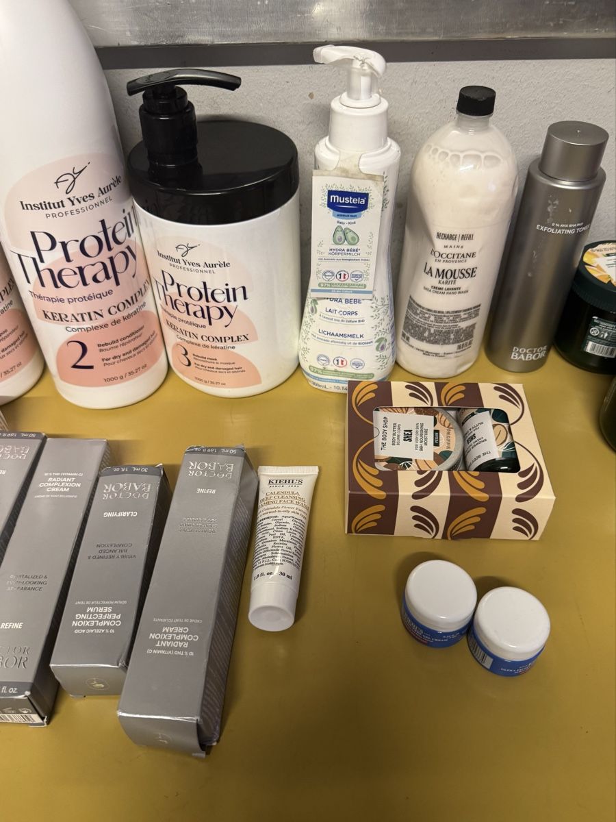 Lettini & sedie per cosmetici: Kosmetik   gemischt neu 21 stk.  – Nuovo (secondo la descrizione) da Schlieren venduto da Freundlich02 3