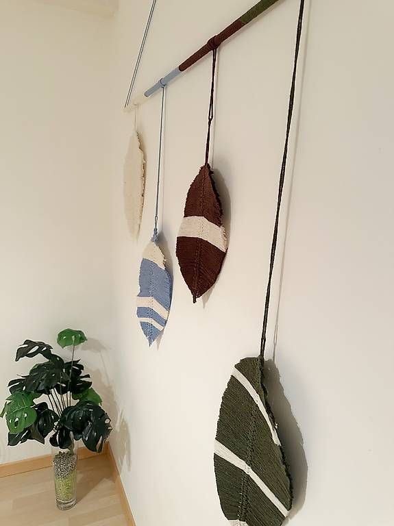 Tutte le decorazioni: Handgemachte Makramee-Wanddeko auf Holzstab ? 4 Farben – Nuovo e nell'imballaggio originale da Kaltbrunn venduto da bas_rw7r 1
