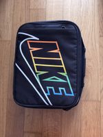 Sac repas Nike logo coloré bon état