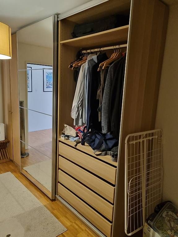 Ikea Armoires: IKEA PAX Kleiderschrank - gebraucht – D'occasion à Niederrohrdorf par ppletsch 1