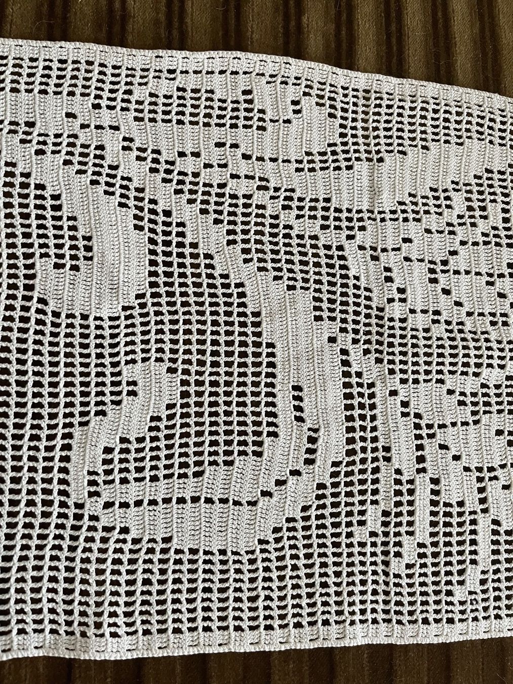 Tende: Vorhang ca. 1940, Handarbeit, Stäbchen gehäkelt – Usato da Winkel venduto da Tongabonga 3