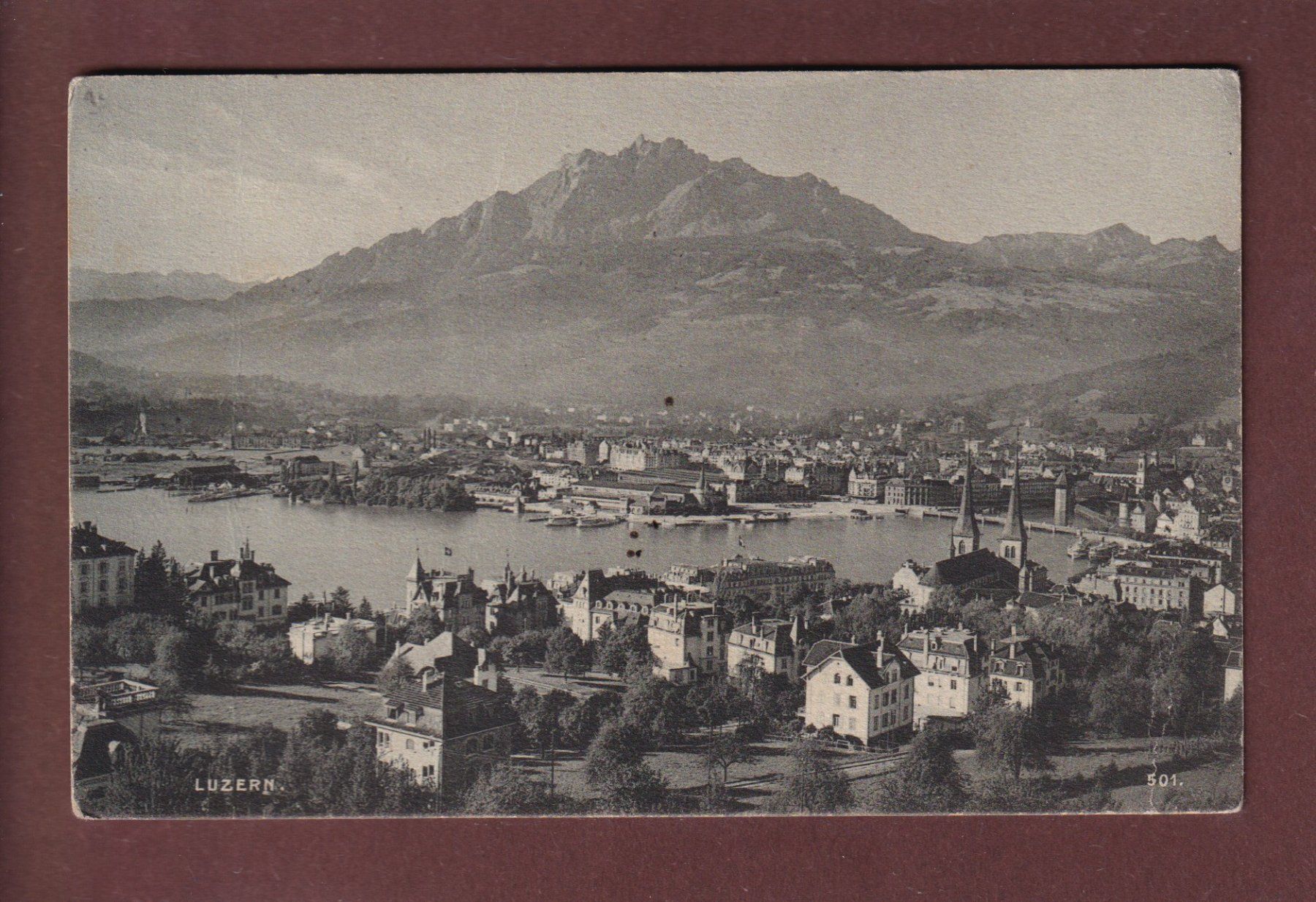 Cartoline postali: LUZERN - Teilansicht - Feldpost // Falte // – Usato da Pully venduto da nicecards