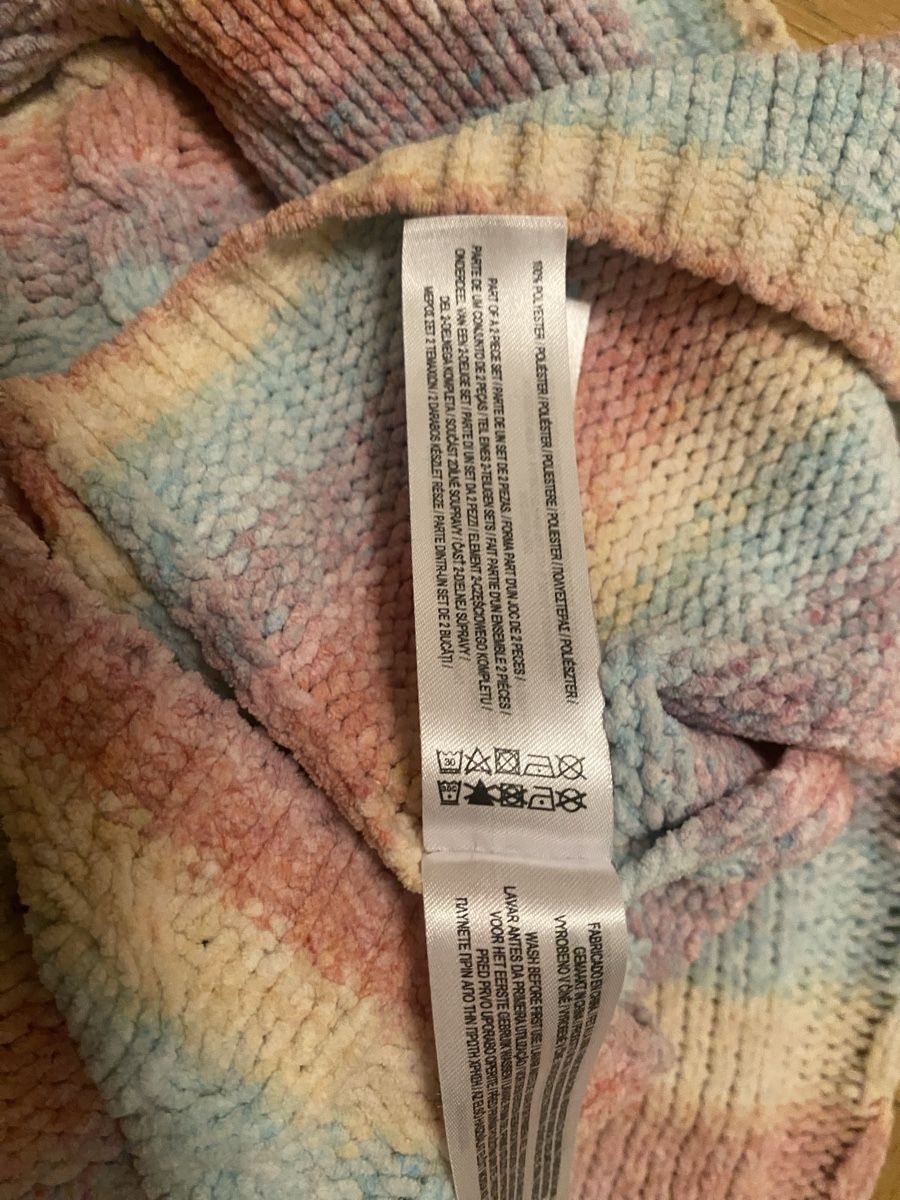 Maglioni & Felpe: Mädchenpullover gestreift, Gr. 122/128, Pastell – Usato da Bern venduto da Elisa64 3