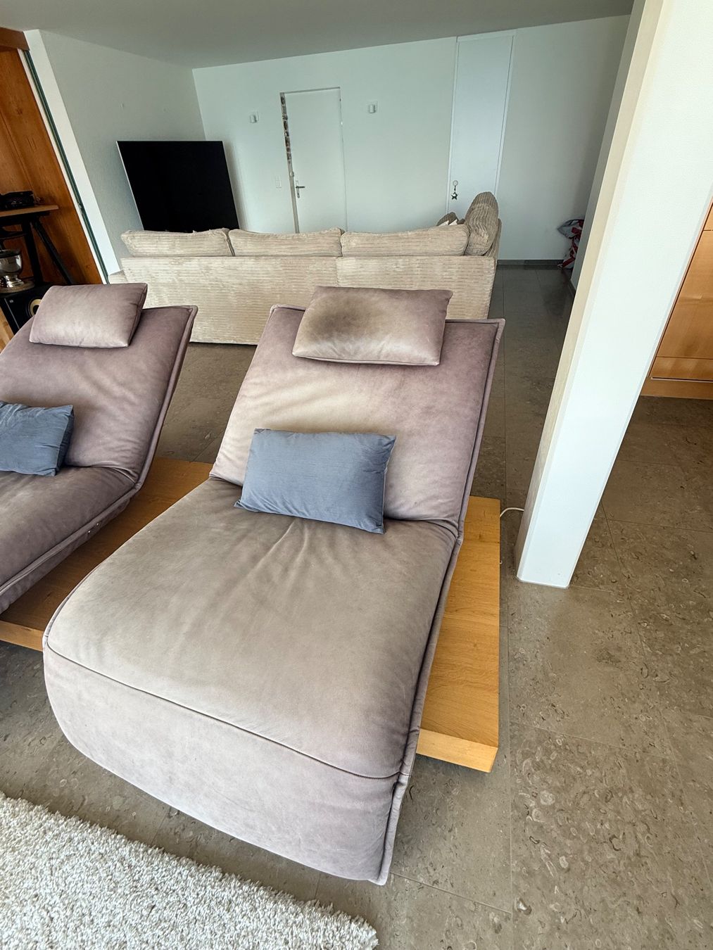 Sofas: 2er Sofa mit Relax Funktion – D'occasion à Brunnen par jod_8y8g 6