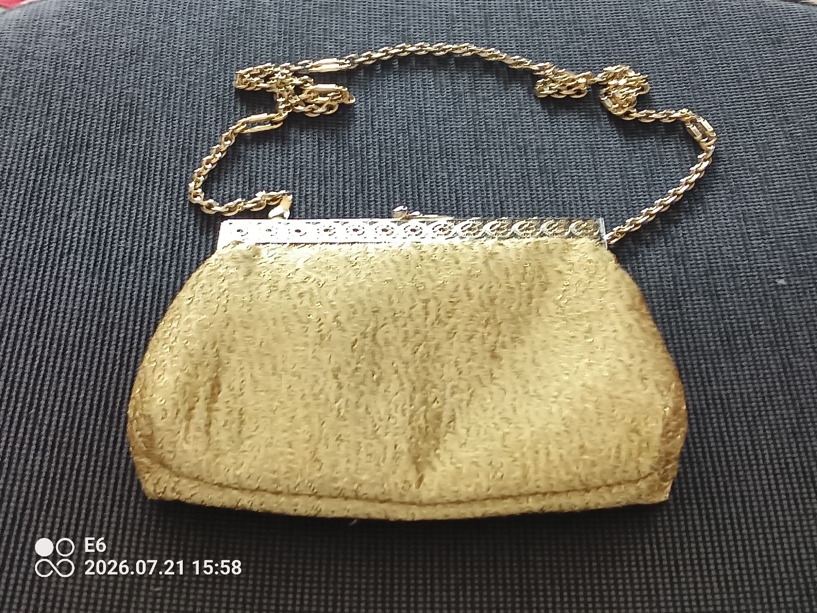 Taschen für Damen: 2 Abendtäschchen – Gebraucht aus Zürich von Mitzi6 2