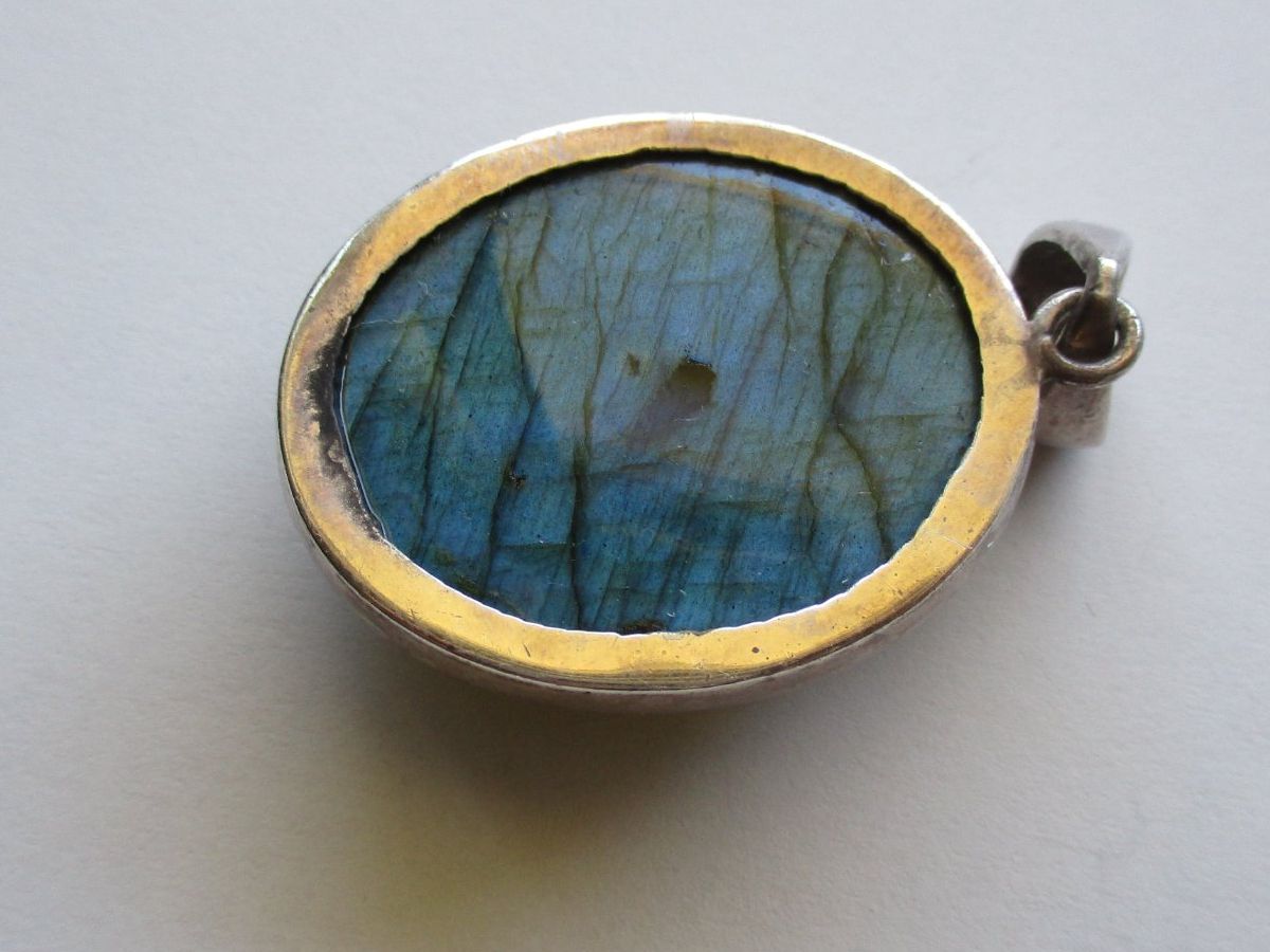 Ciondoli: Pendentif Labradorite Bleu Argent 925 – Usato da La Sarraz venduto da vic_v6kz 3