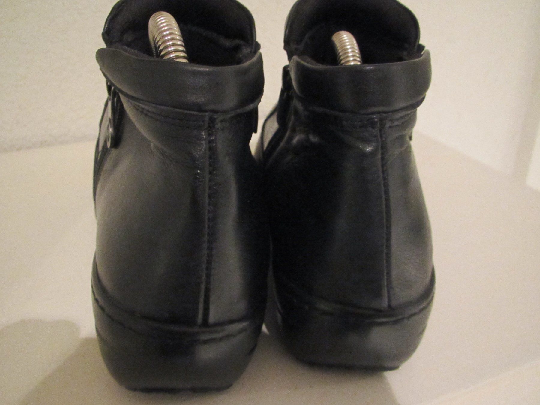 Damenschuhe: BOTTINES MIS - SAISON ELENA EDEN CUIR NOIR – Gebraucht aus Murten von Selliot 3