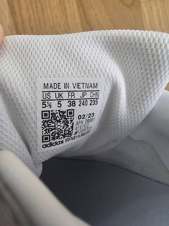 Damenschuhe: Adidas Stan Smith Gr.38 neu – Gebraucht aus Münchenbuchsee von Bussistyle 2