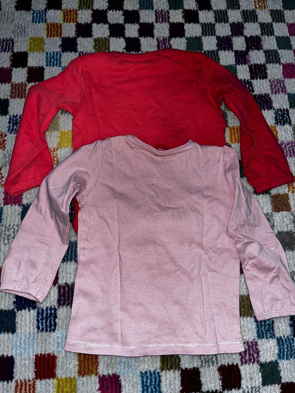 S.Oliver Camicette, T-shirt & Top: Two sOliver long sleeved tops size 98 – Usato da Genève venduto da dmt_y25y 1