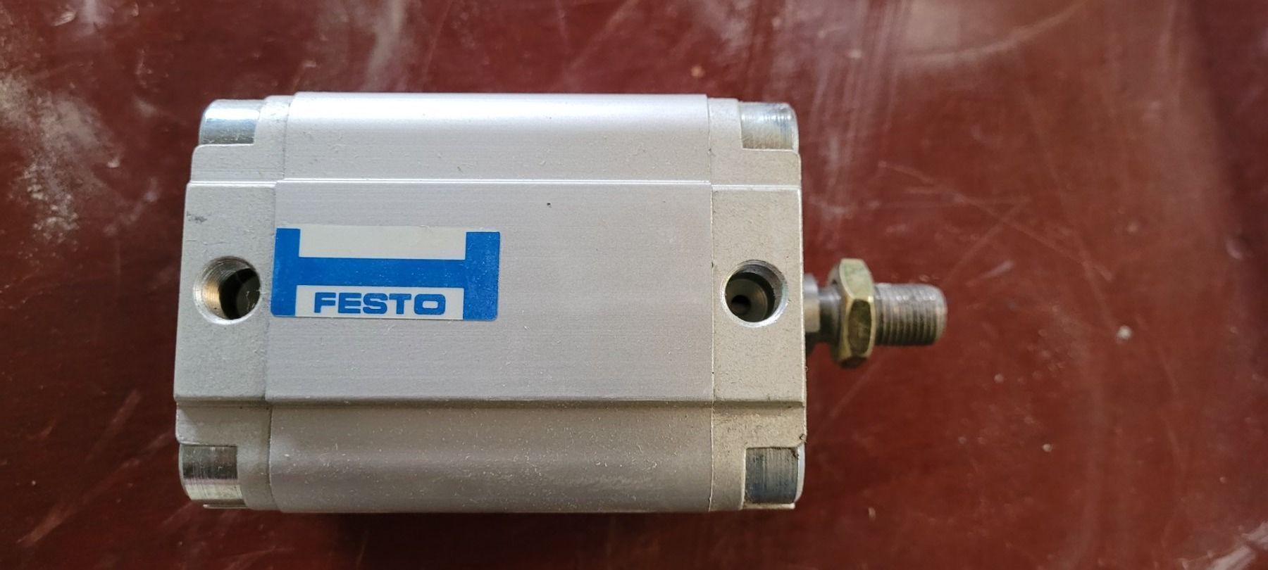 Autres fournitures industrielles: FESTO ZYLINDER – Neuf (Voir description) à Kerns par avr75 5