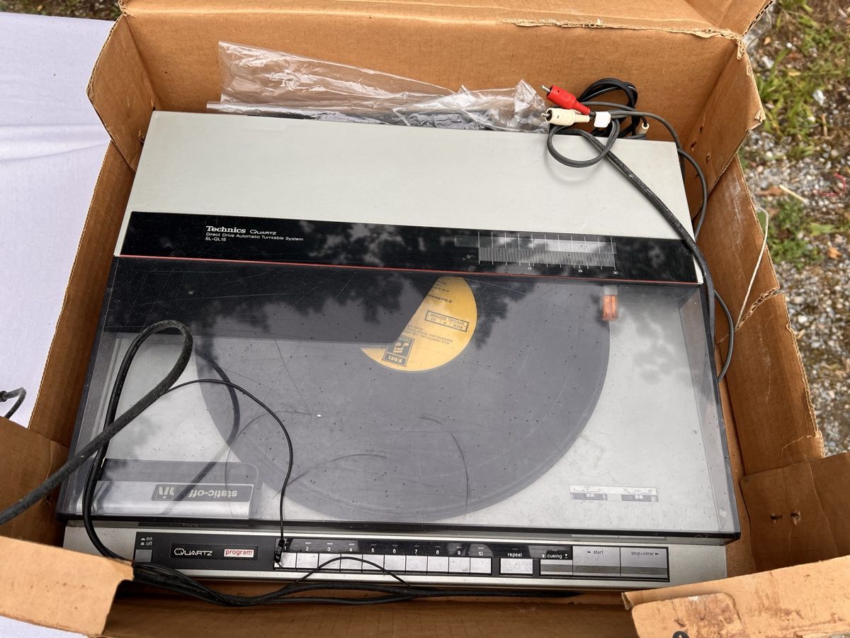 Technics Giradischi: Technics SL-QL15 Plattenspieler (101) – Usato da Glattfelden venduto da maa_qcj8