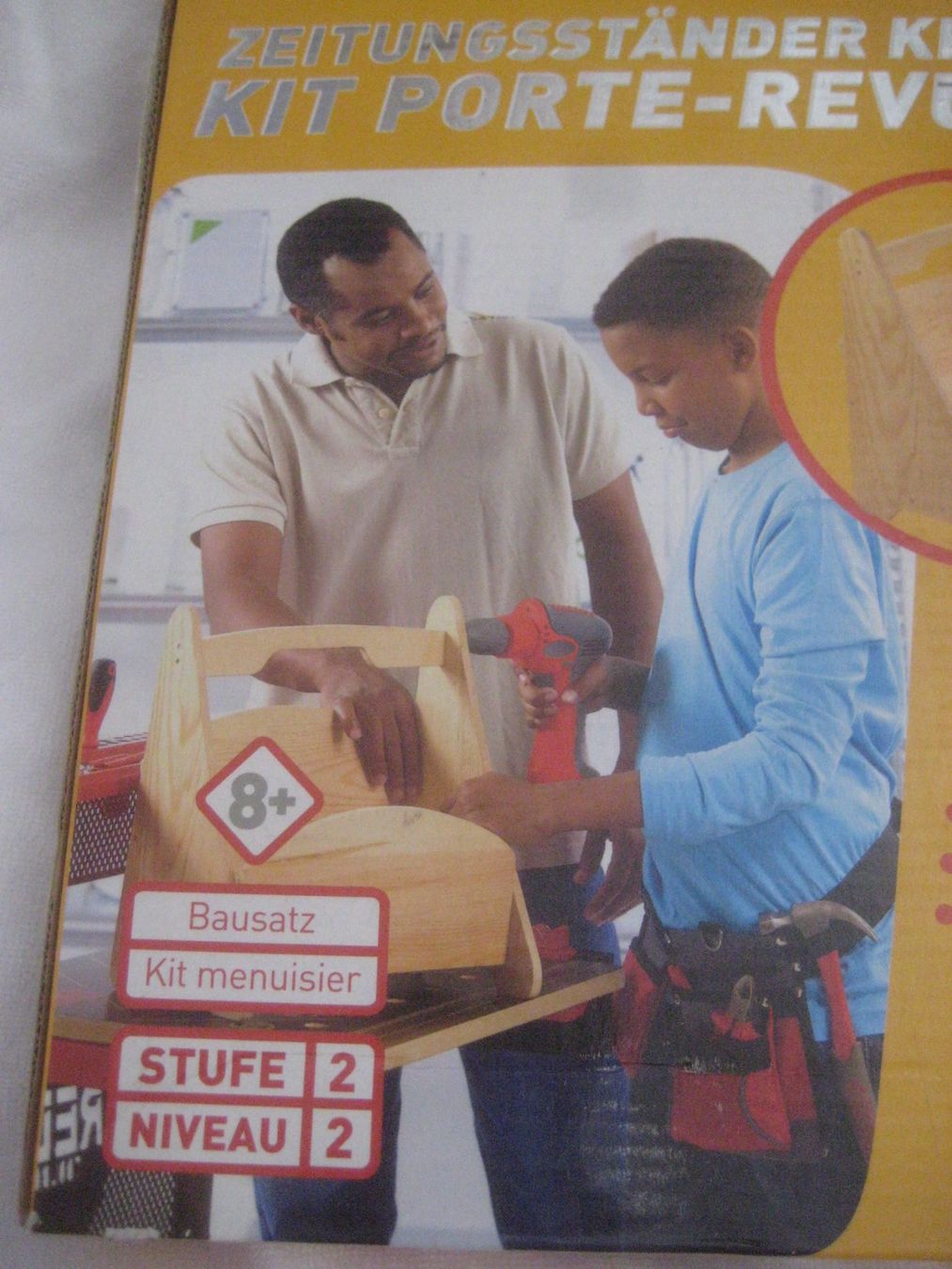 Kit bricolage: ZEITUNGSSTÄNDER  ZUM  SELBER BASTELN – Nuovo e nell'imballaggio originale da Uster venduto da flocke1 1