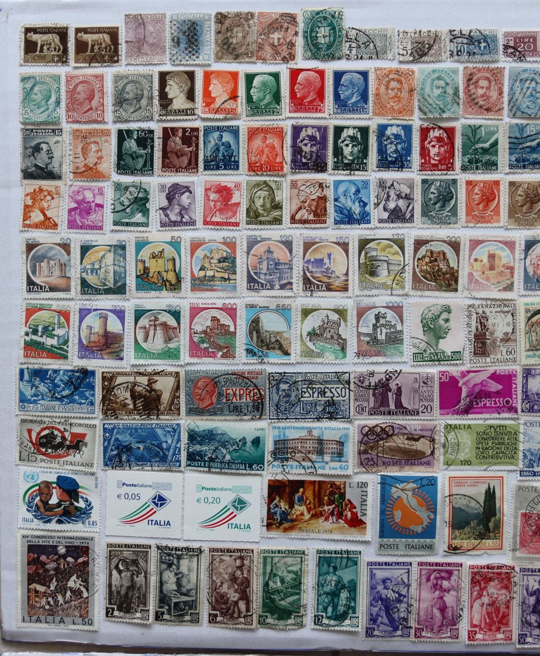 Tutti i francobolli: Briefmarken aus Italien – Usato da Oberentfelden venduto da lakipul 2