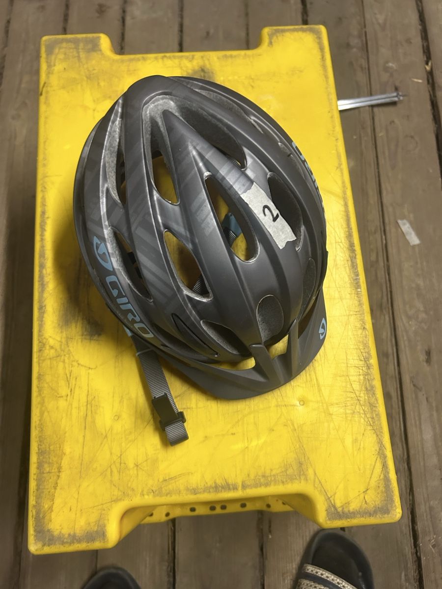 Helme: Kinder Fahrradhelm (2) – Neu (gemäss Beschreibung) aus Lenzburg von min_8r8k
