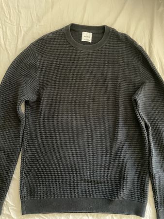 Pull and Bear Pullover
